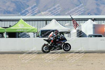 media/Dec-07-2025-CVMA (Sun) [[3e7d2de5dc]]/Race 10-Formula 40 Open/